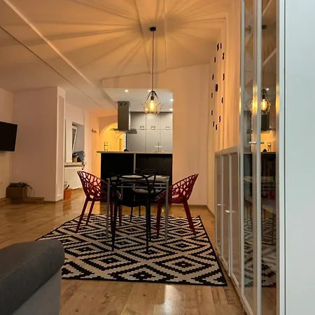 Kato 3 Maja 100m2 Apartment