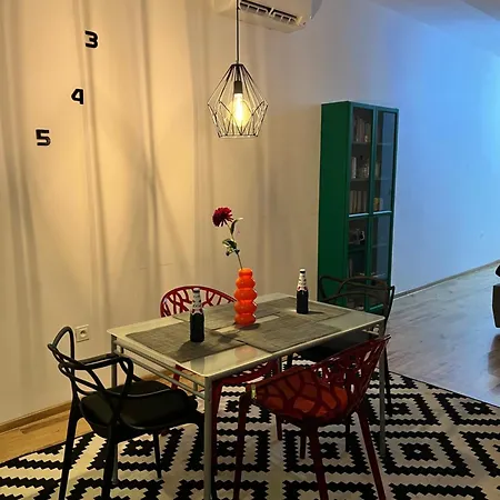 Kato 3 - 100m2 - Self Check-in - Air Condition